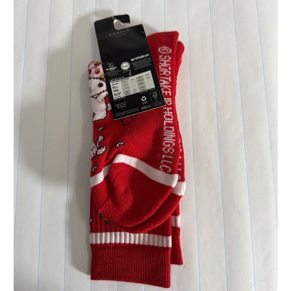 MELODY X STRAWBERRY SHORTCAKE NWT Men's Crew Socks Fits Shoe Size 8 - 12 - Picture 2 of 4